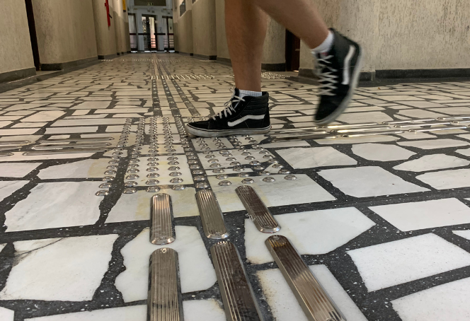 Outros blocos da Sede Centro também receberão piso tátil (Foto: ASCOM-CT).