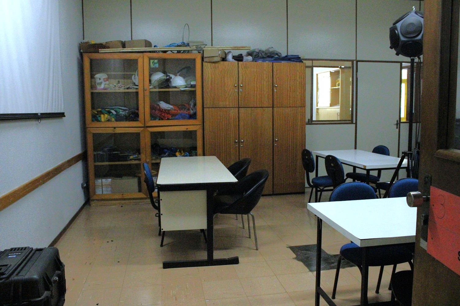 Laboratório J009