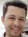 Prof. Dr. Adriano Serckumecka