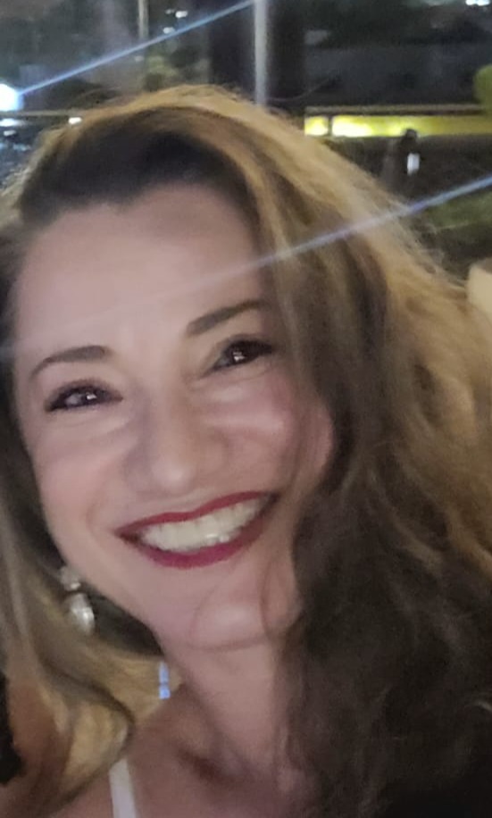 Drª. Claudinéia Lucion Savi