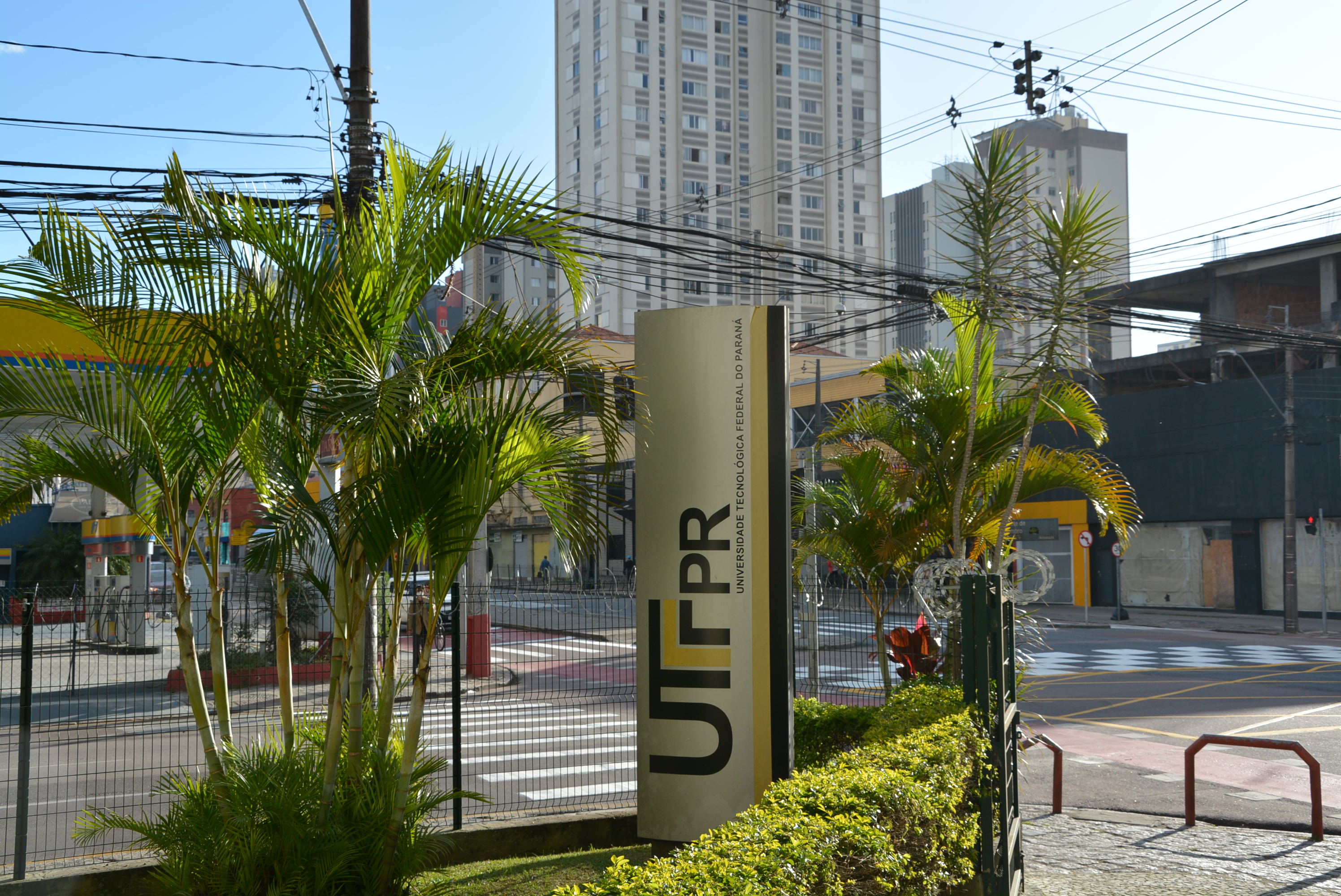 fachada UTFPR