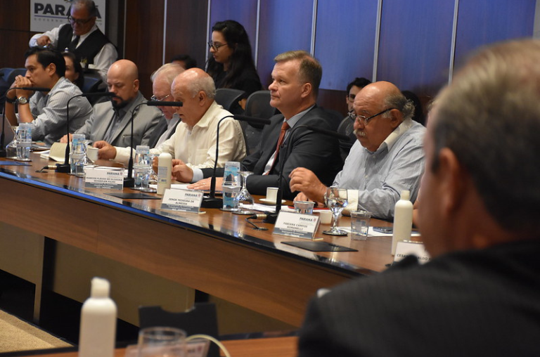 Reunião do CCT Paraná, no Palácio Iguaçu (Foto: Decom)